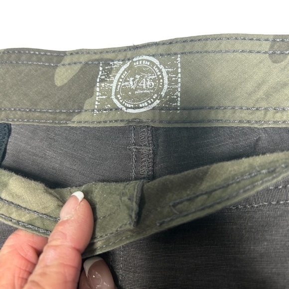 V46 Mens Shorts Sz 38 - Picture 6 of 9